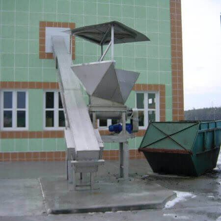 conveyors for dry sludge